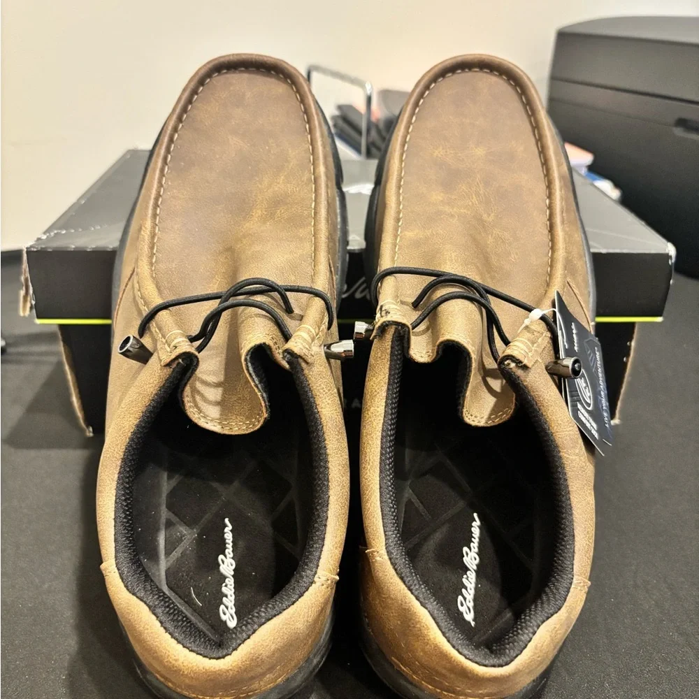 Eddie Bauer Brown Loafers with Moccasin Toe and Durable Sole - Picture 2 of 6